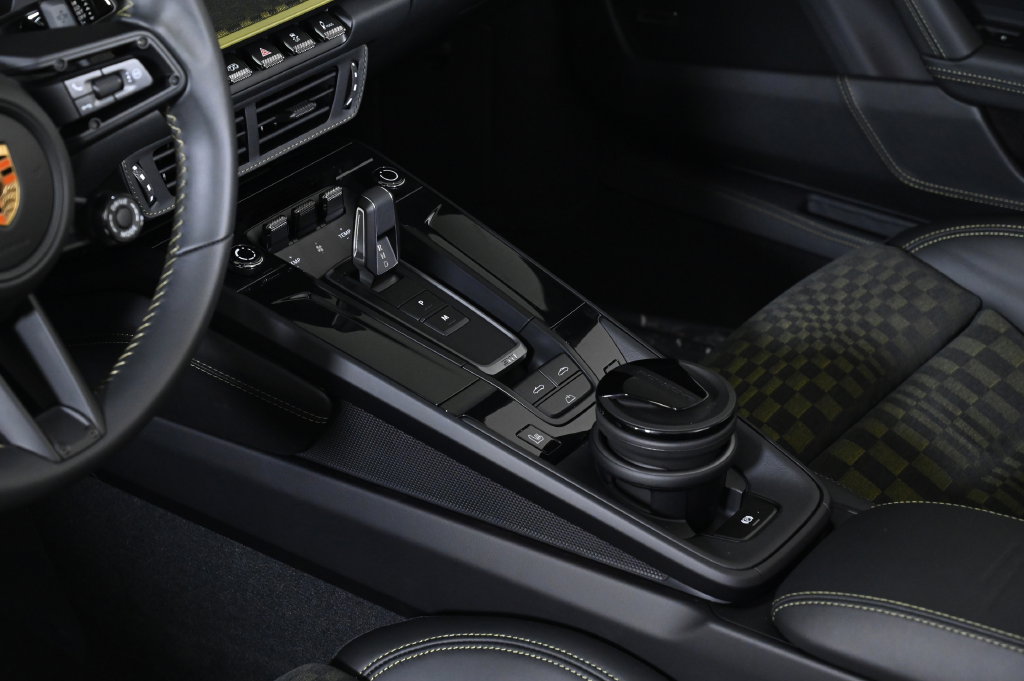 Used 2026 Porsche 911 GTS RWD image 16