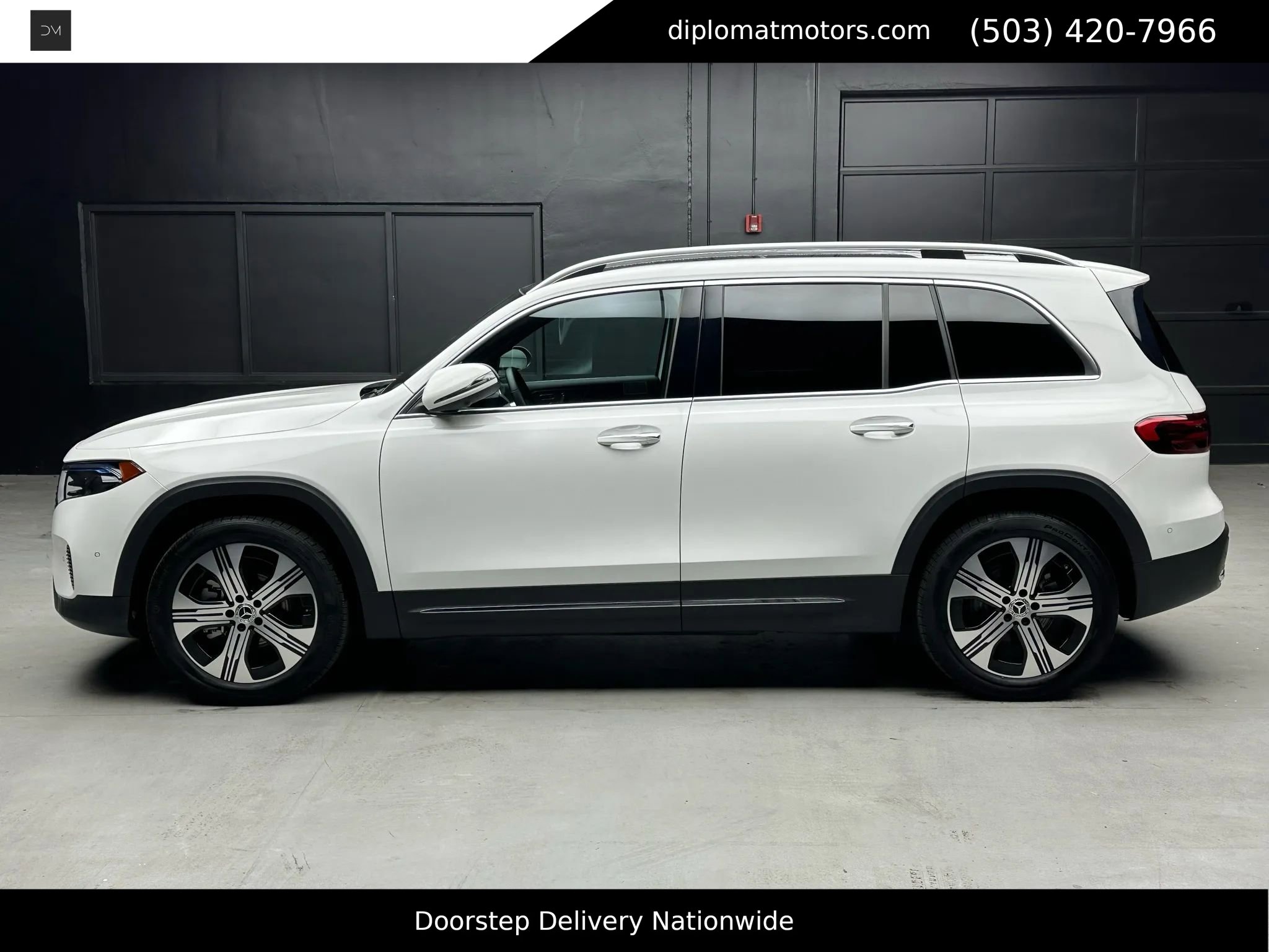 Used 2024 Mercedes-Benz EQB 300 4MATIC image 4