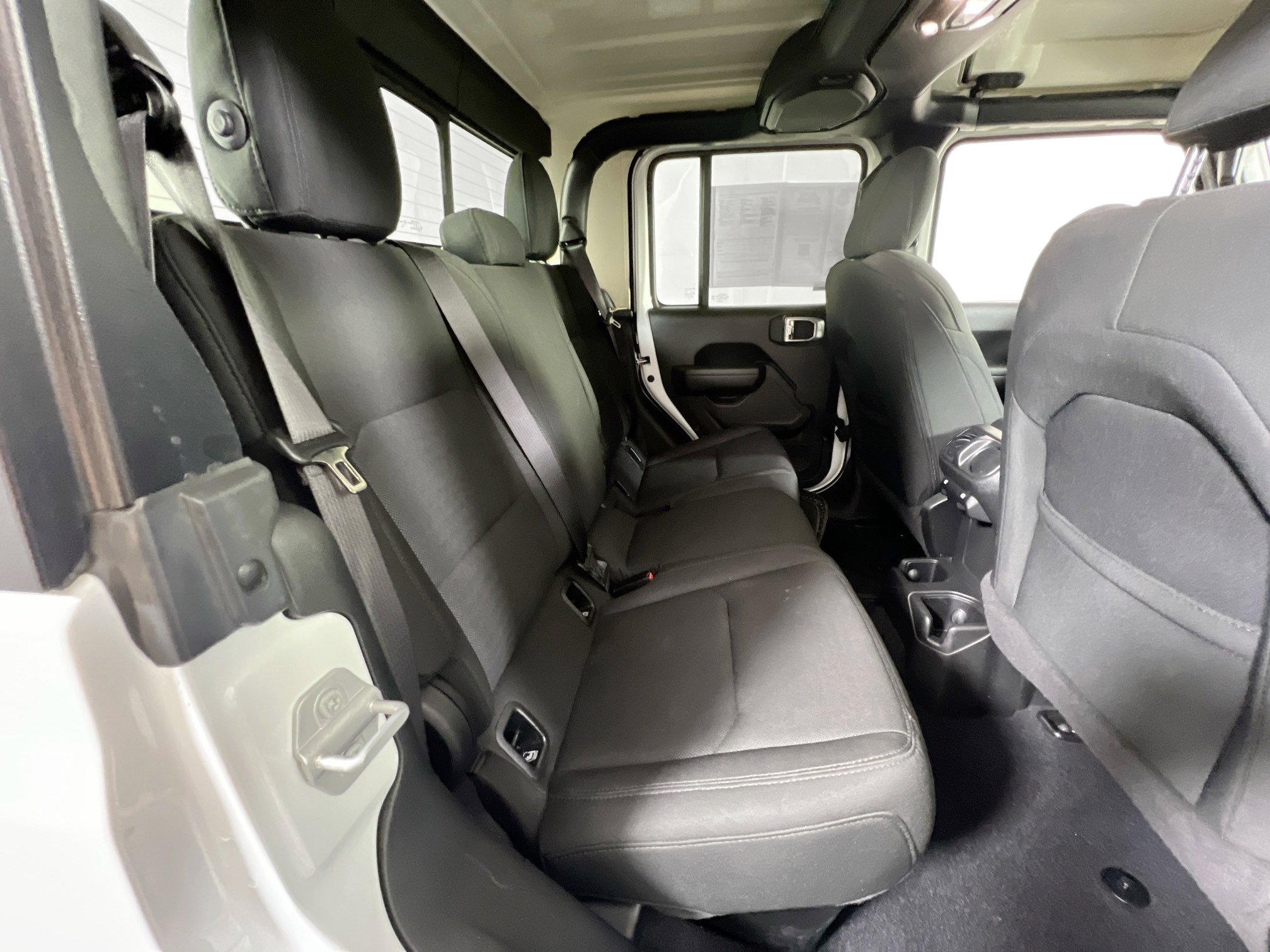 Used 2022 Jeep Gladiator Willys image 23