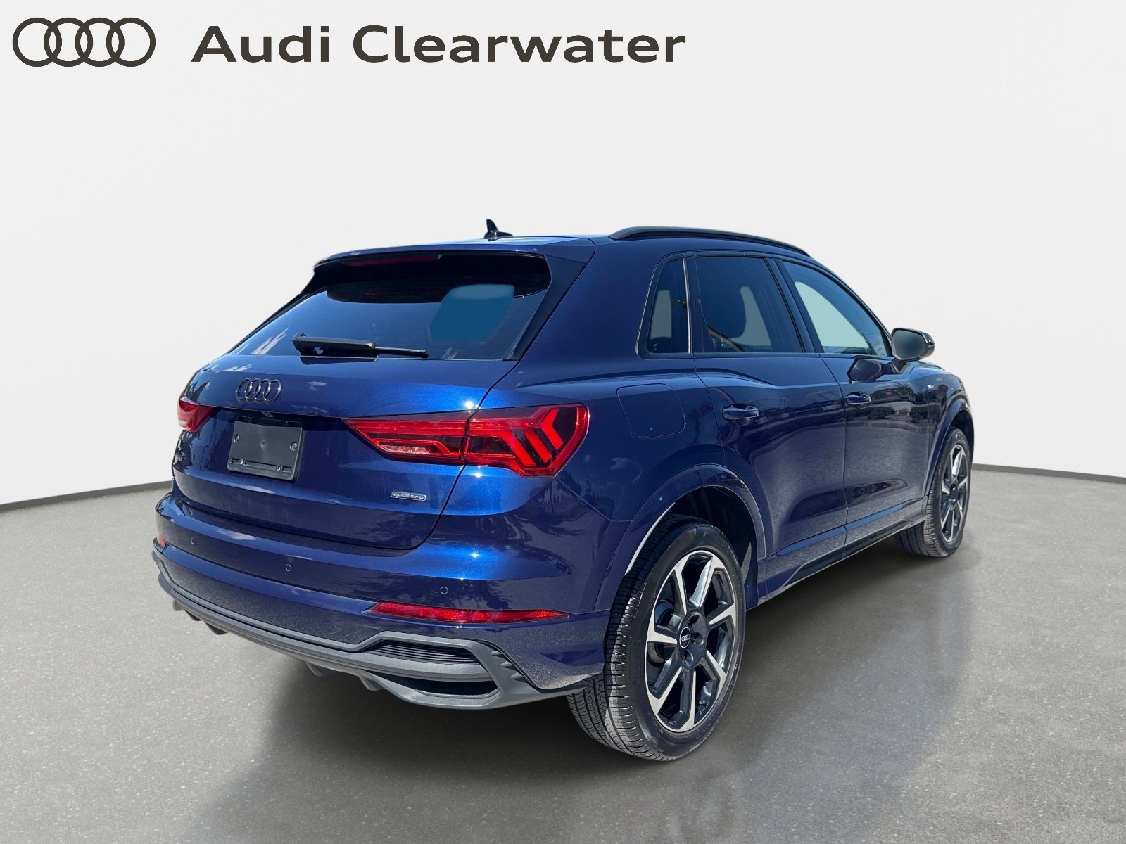 Used 2025 Audi Q3 2.0T Premium Plus w/ Premium Plus Package AWD/4WD image 4
