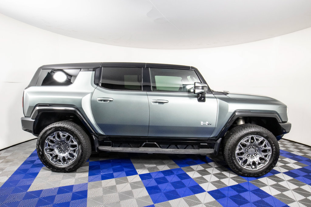 Used 2024 GMC Hummer EV 3X AWD/4WD image 4