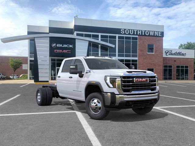 New 2026 GMC Sierra 3500 Pro w/ Convenience Package