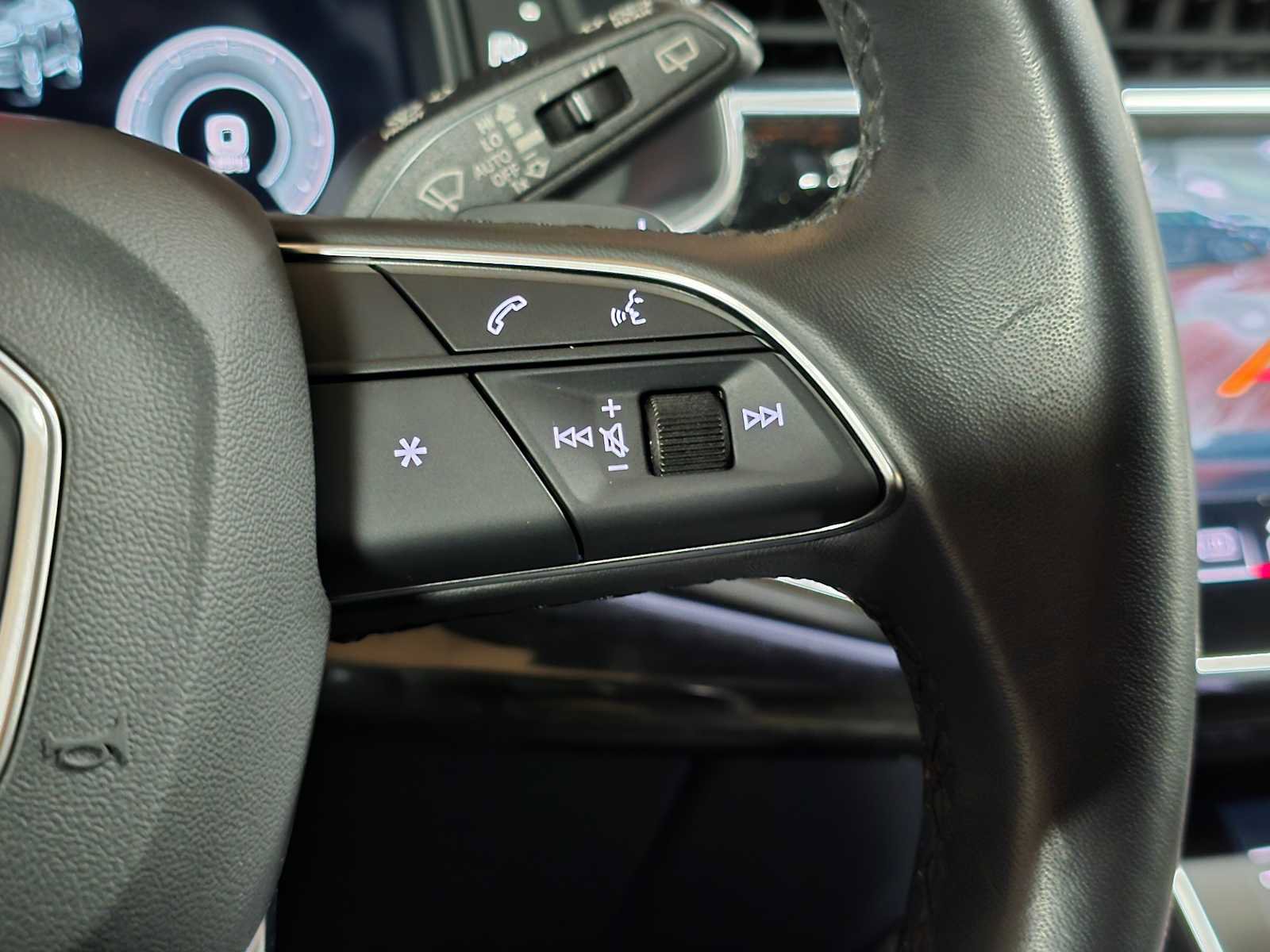 Used 2023 Audi Q7 3.0T Premium Plus image 39