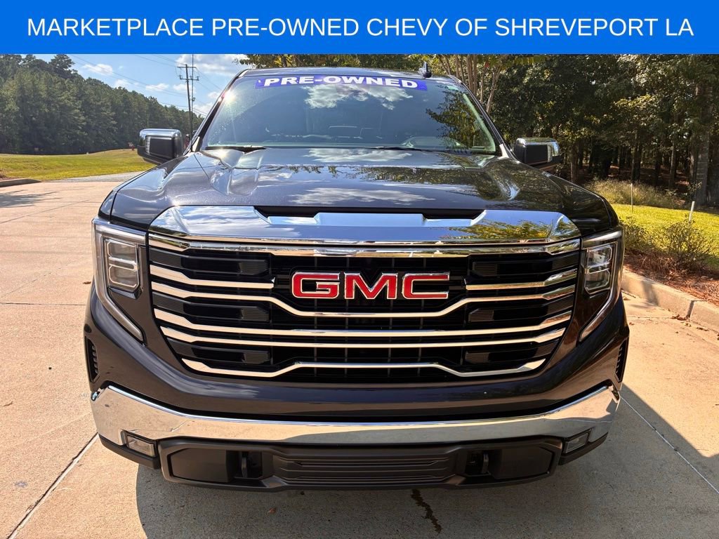 Used 2025 GMC Sierra 1500 SLT image 2