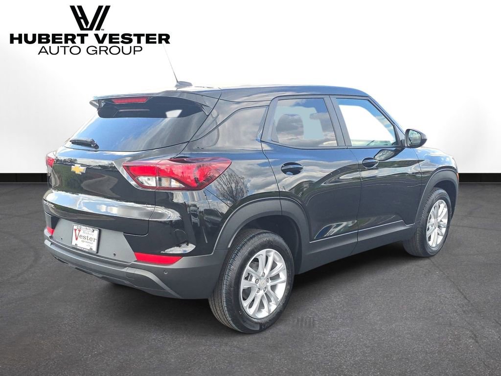 New 2026 Chevrolet TrailBlazer LS w/ LS Convenience Package FWD image 6