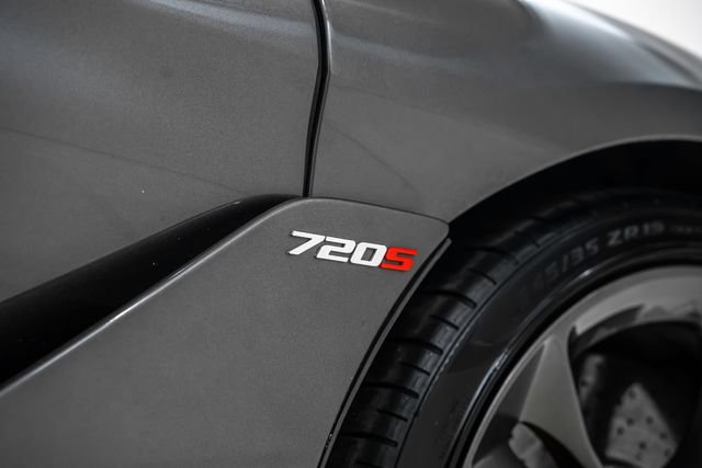 Used 2020 McLaren 720S Spider RWD image 19