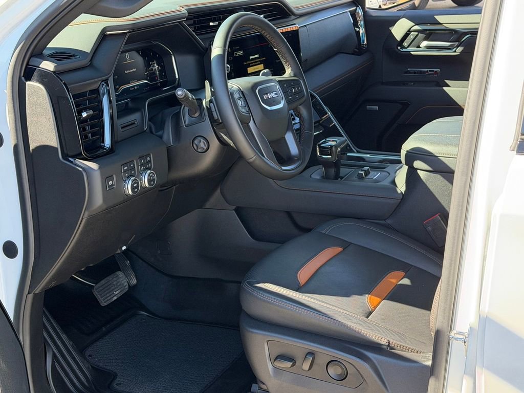 Used 2025 GMC Sierra 1500 AT4 image 10