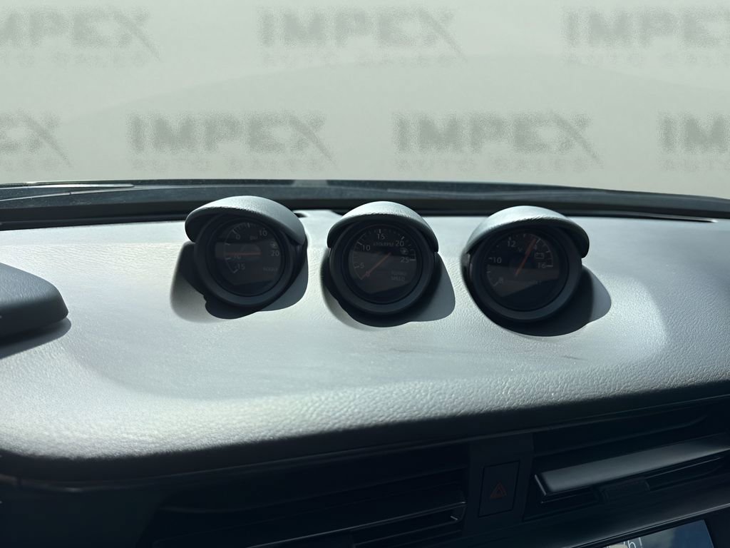 Used 2024 Nissan Z Performance w/ Floor Mat Package image 23