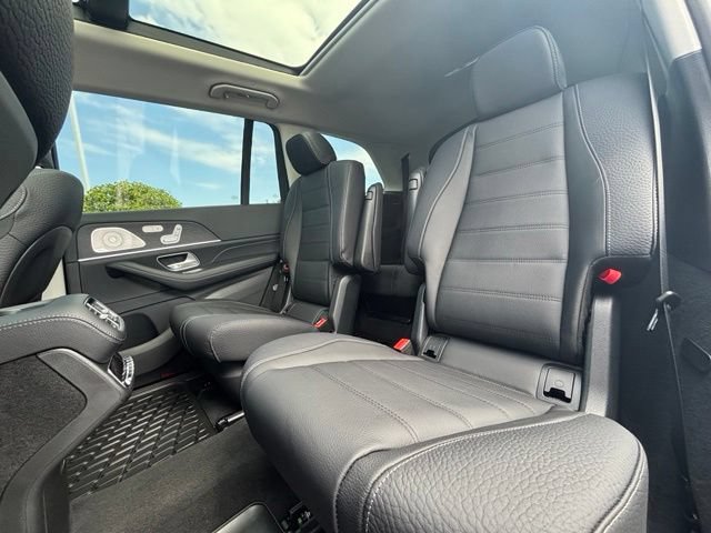 New 2026 Mercedes-Benz GLS 450 4MATIC image 35