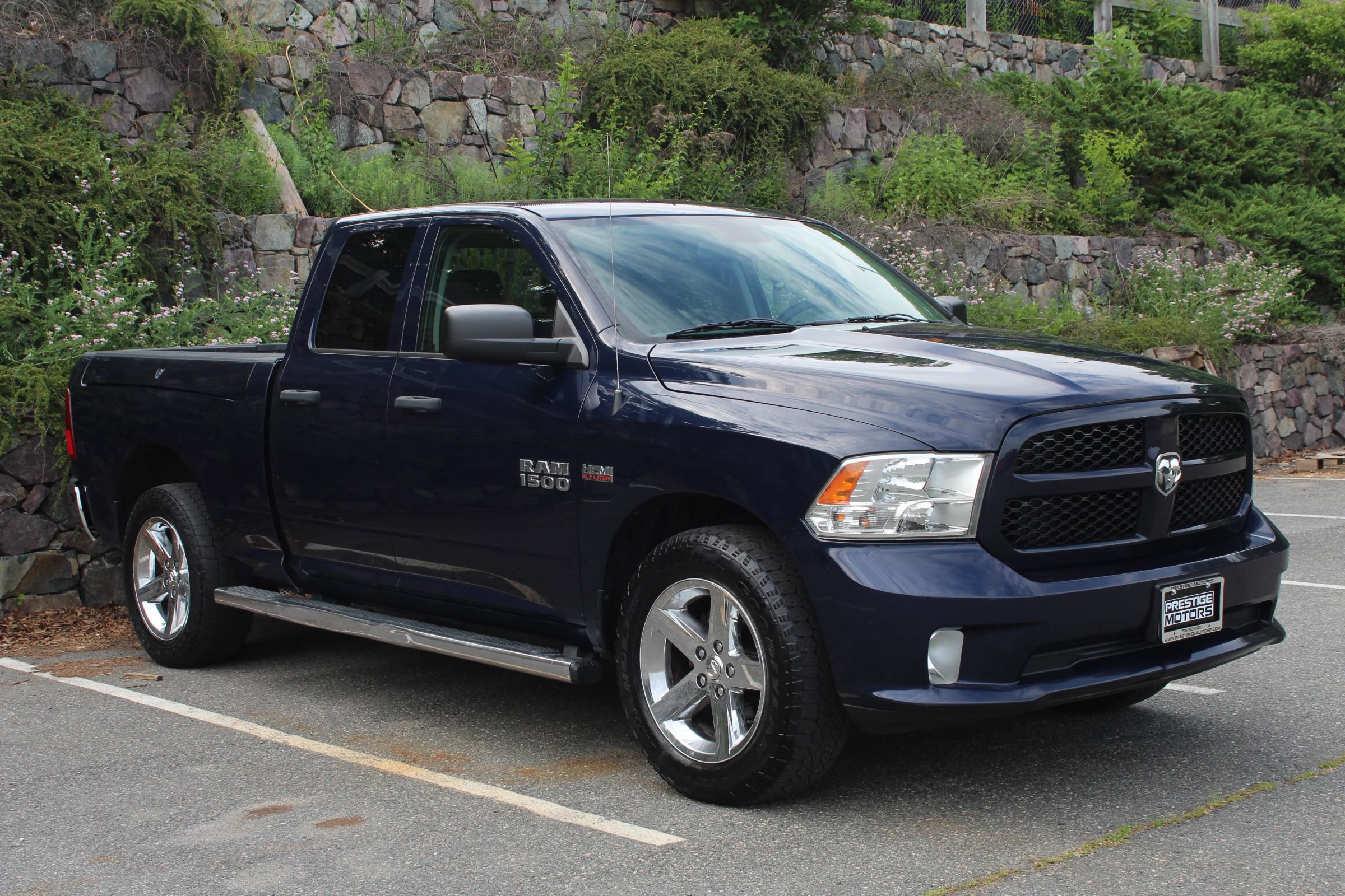 Used 2015 RAM 1500 Express AWD/4WD image 4