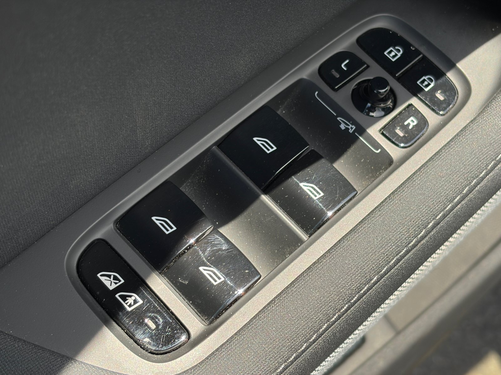 Used 2023 Polestar Polestar 2 AWD/4WD image 16