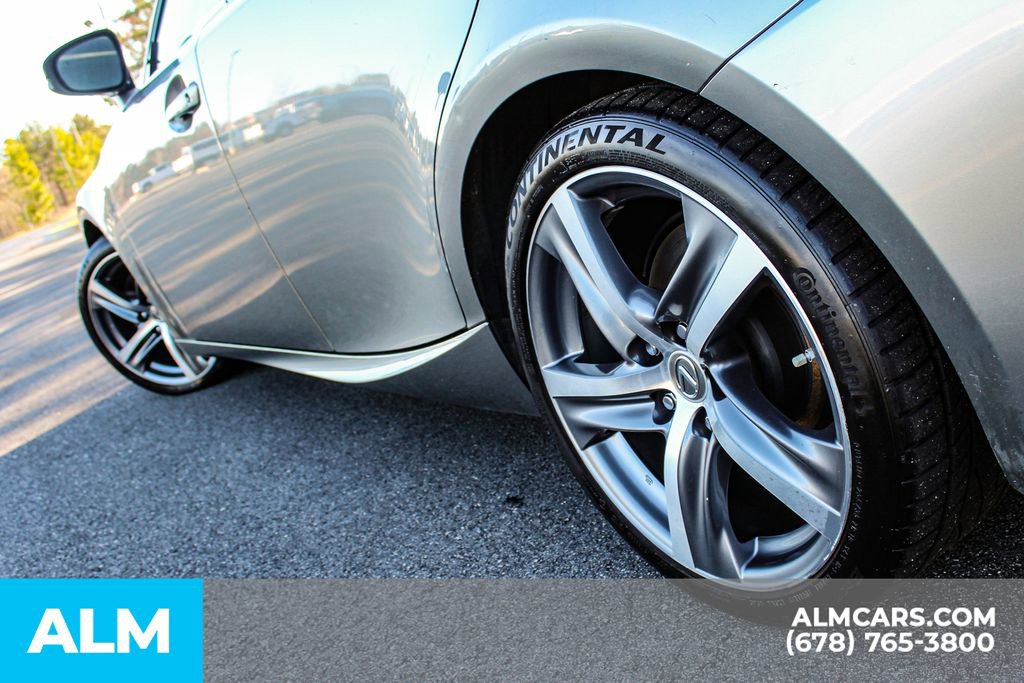 Used 2017 Lexus IS 200t w/ Premium Package image 15