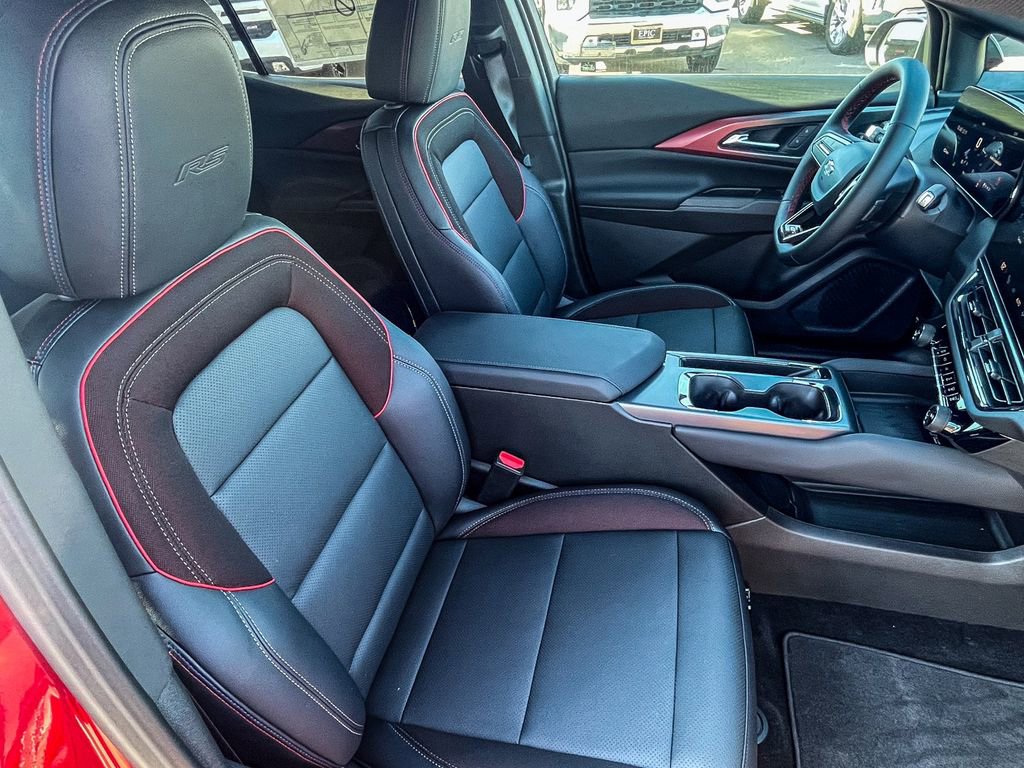 New 2026 Chevrolet Equinox EV RS image 15