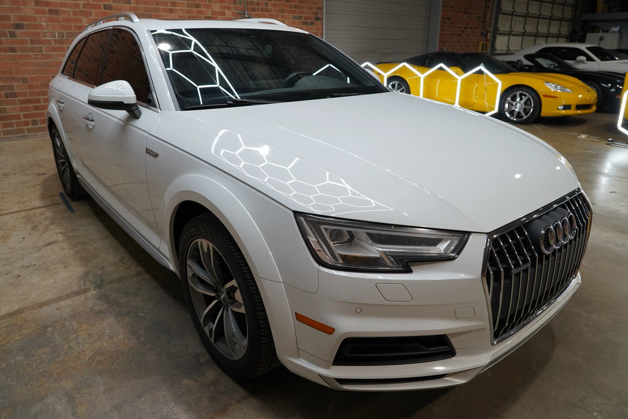 Used 2018 Audi A4 2.0T allroad Premium Plus image 25