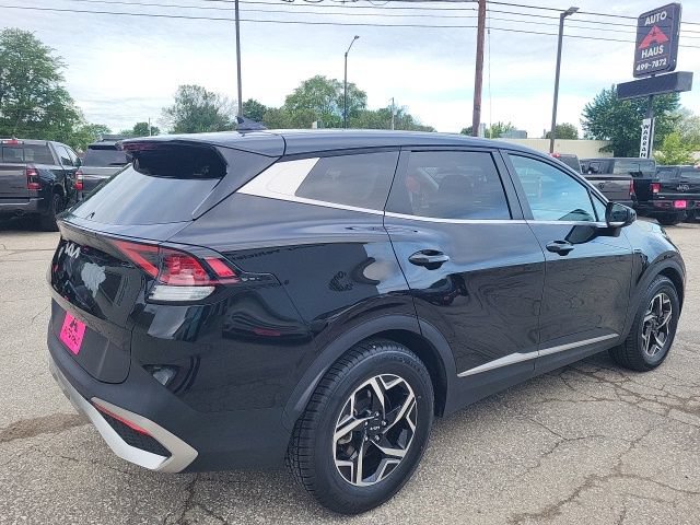 Used 2023 Kia Sportage LX FWD image 7