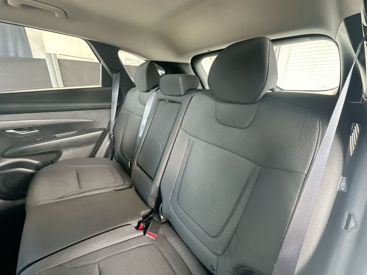 Used 2026 Hyundai Tucson SE FWD image 22