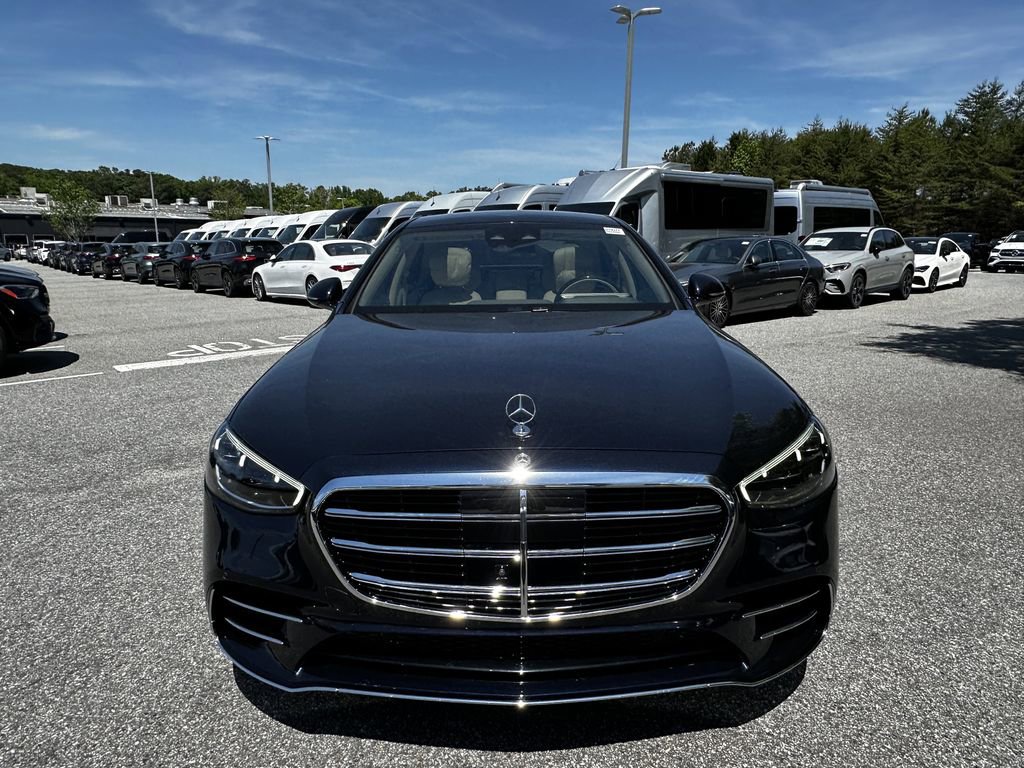 Certified 2023 Mercedes-Benz S 580 4MATIC Sedan image 3