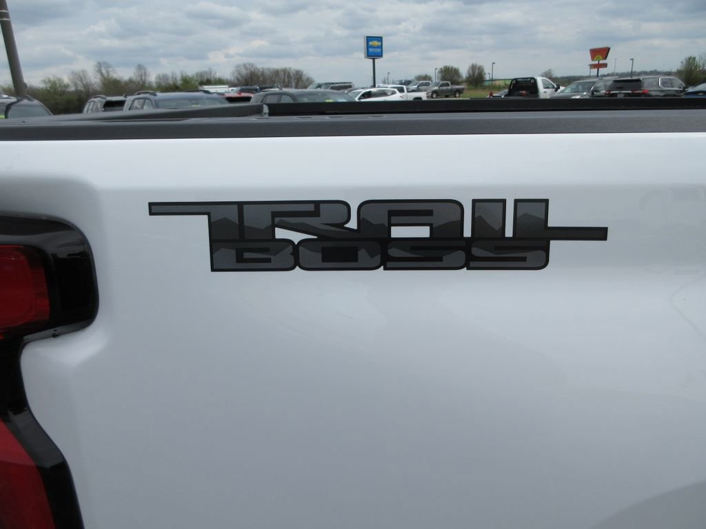 New 2026 Chevrolet Silverado 3500 LT w/ Trail Boss Package AWD/4WD image 13
