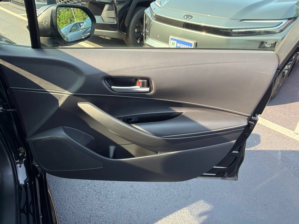 Certified 2025 Toyota Corolla SE FWD image 10