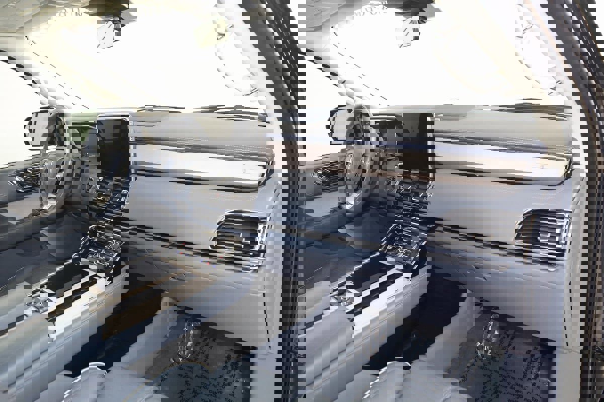 Used 2021 Lincoln Navigator L Black Label AWD/4WD image 47