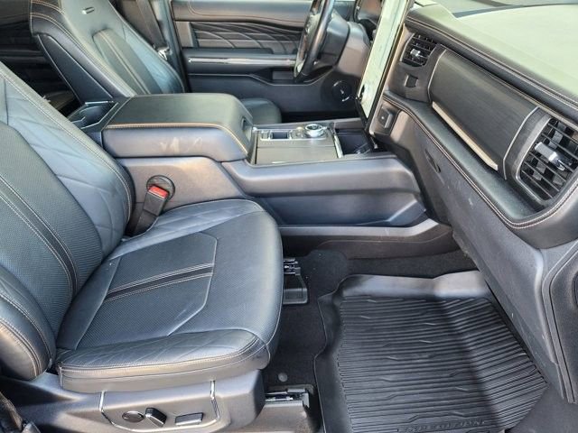 Used 2023 Ford Expedition Max Platinum RWD image 12