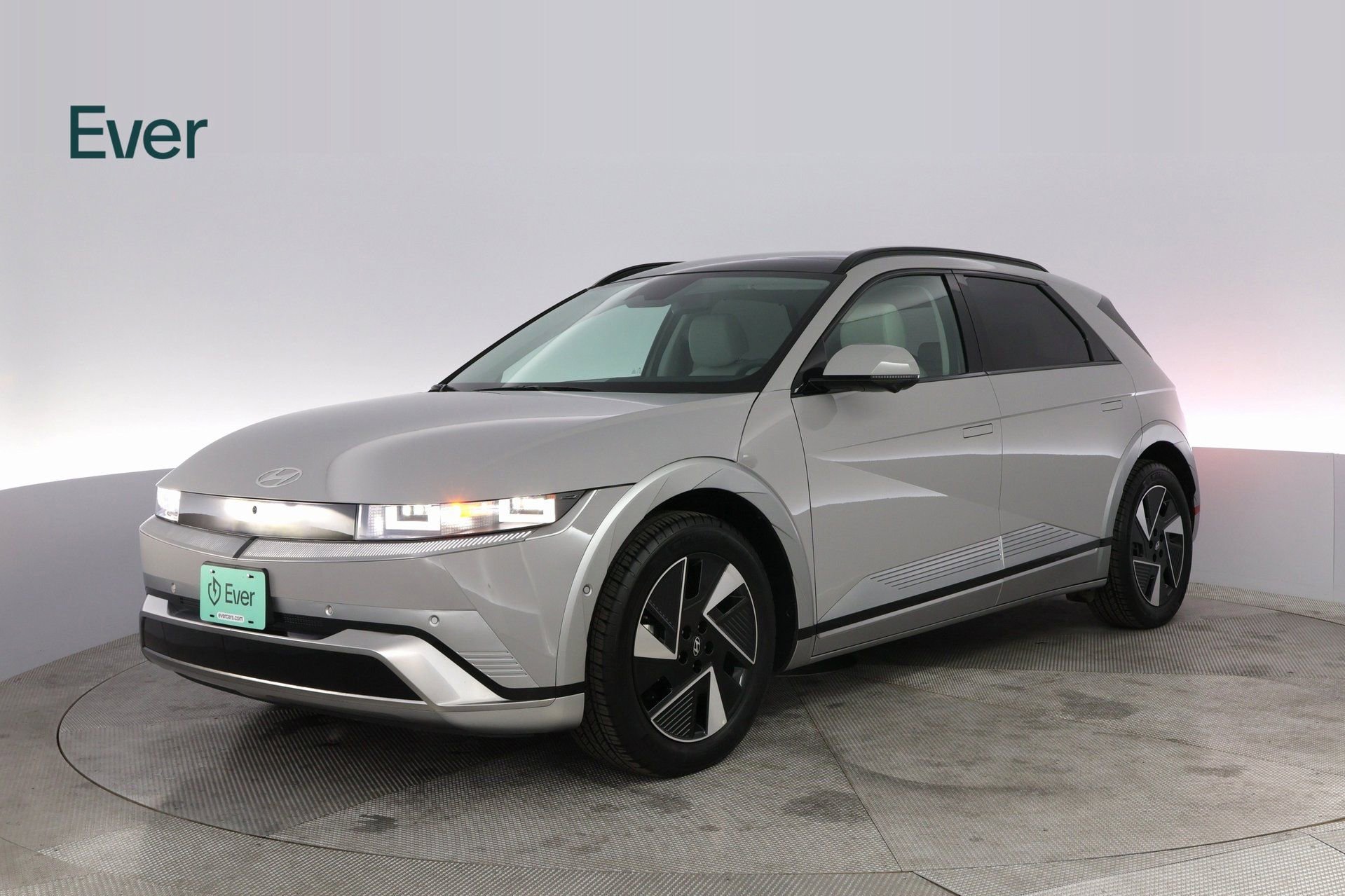 Used 2025 Hyundai Ioniq 5 Limited image 2