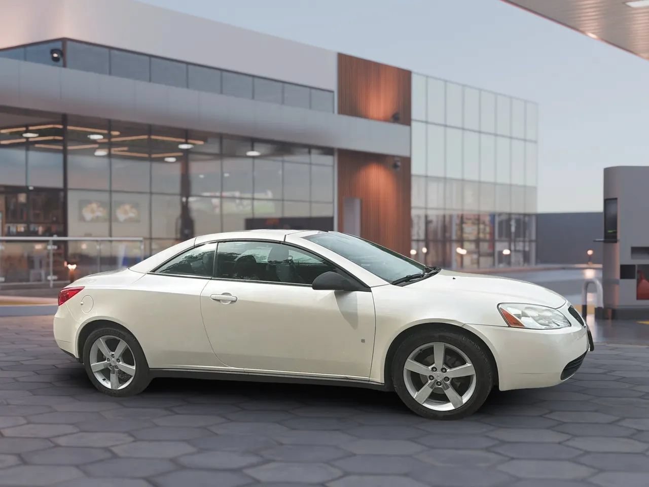 Used 2008 Pontiac G6 GT FWD image 17