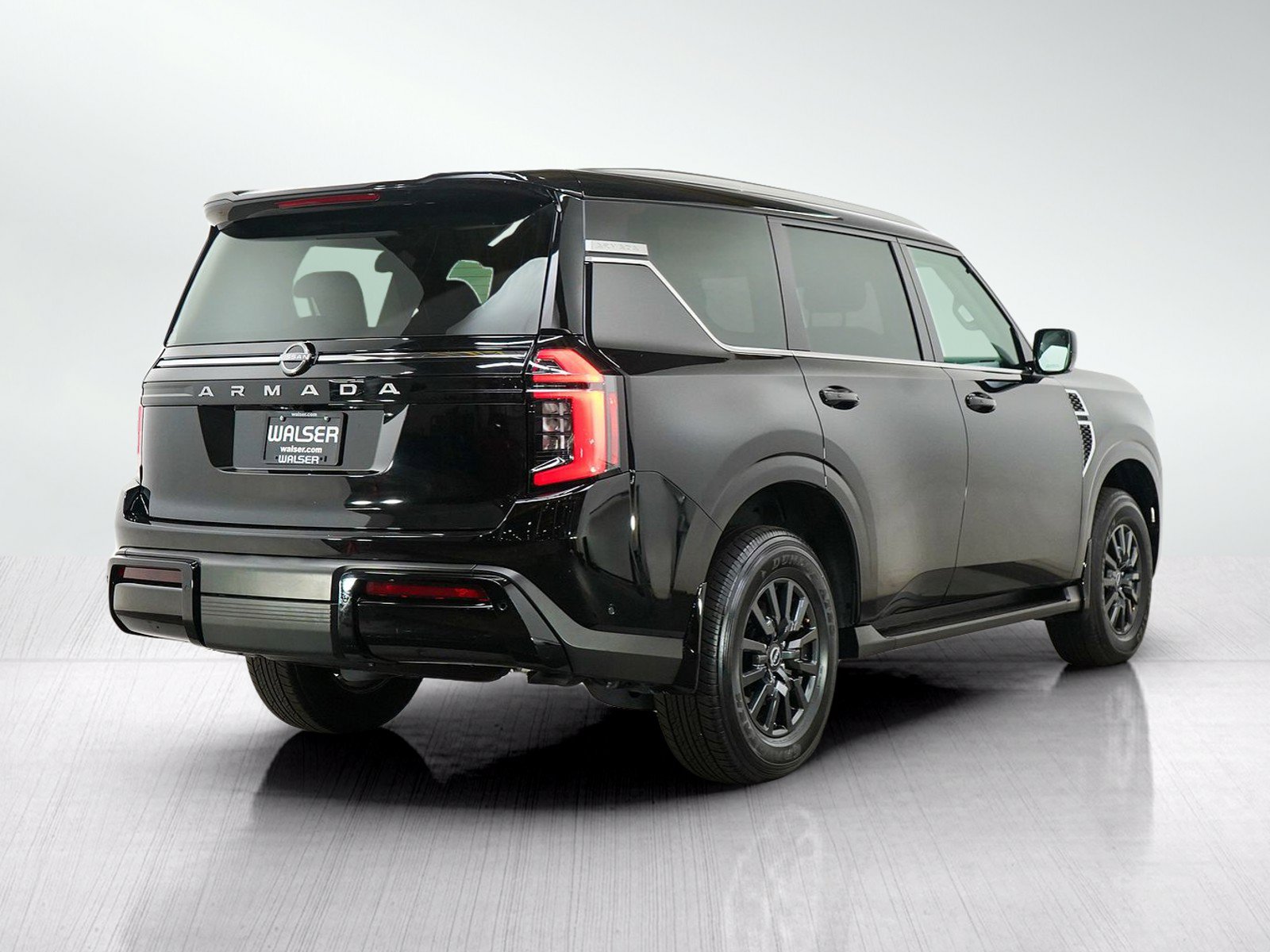 Used 2025 Nissan Armada SV AWD/4WD image 5