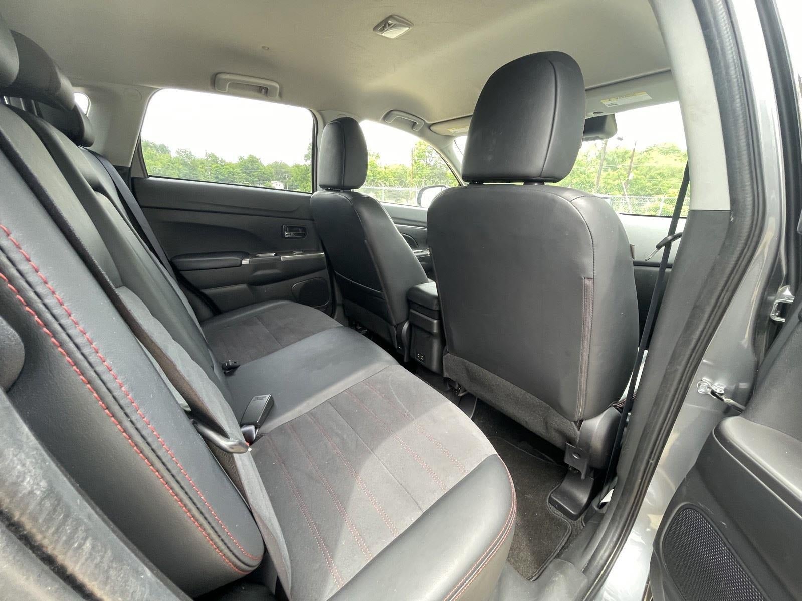 Used 2025 Mitsubishi Outlander Sport SE AWD/4WD image 43