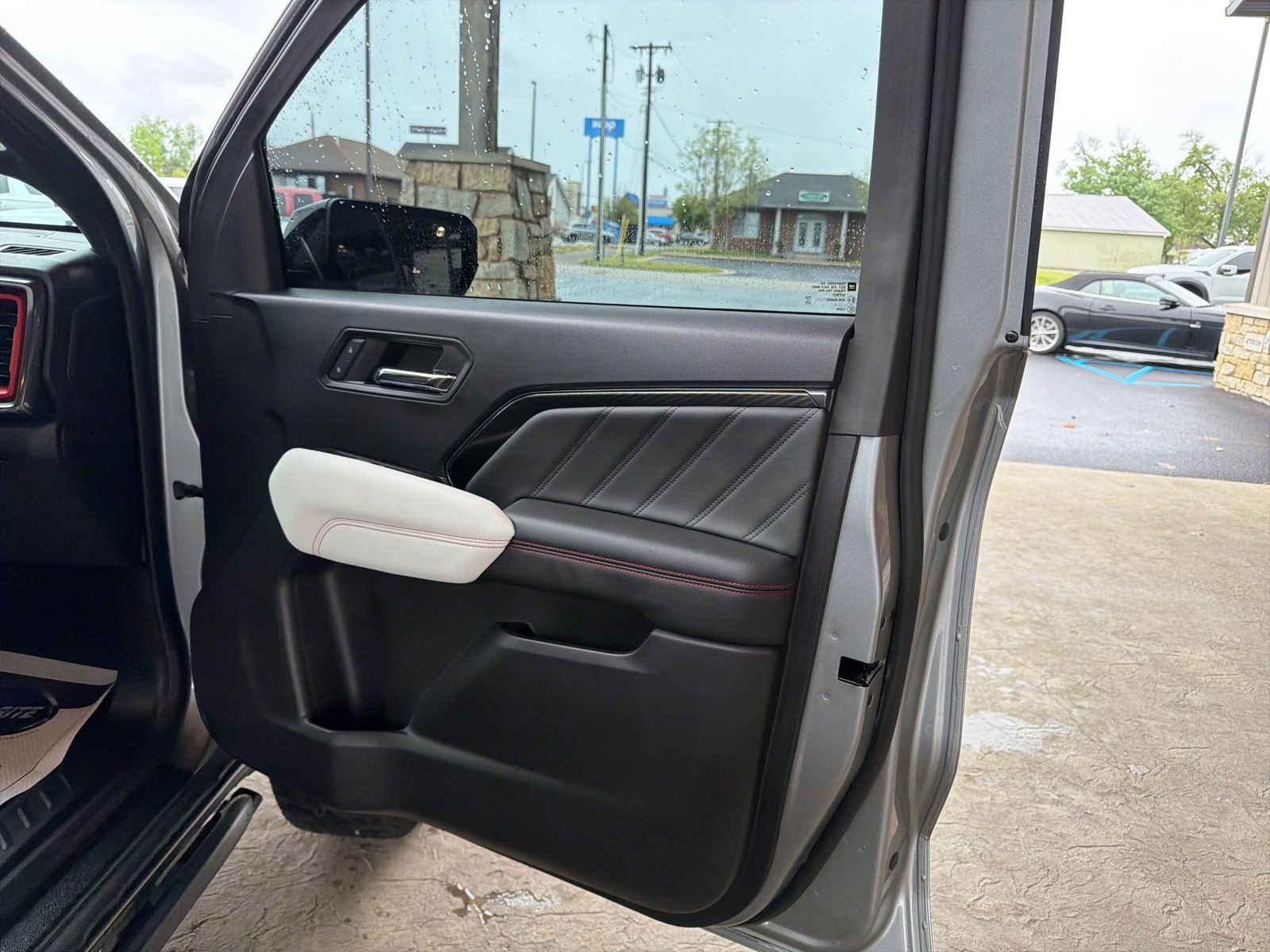 Used 2023 GMC Canyon AT4X AWD/4WD image 7
