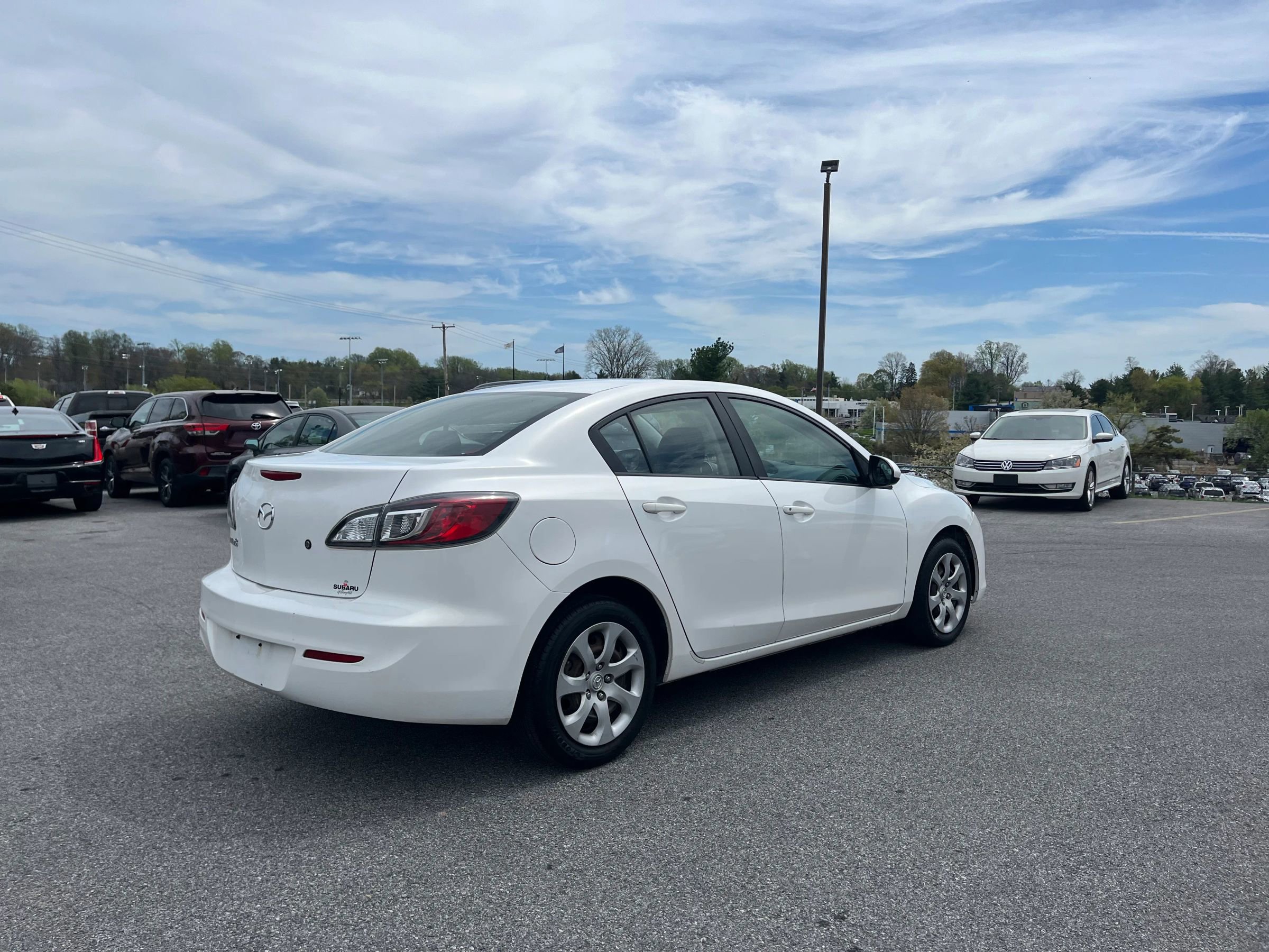 Used 2013 MAZDA MAZDA3 i SV image 28