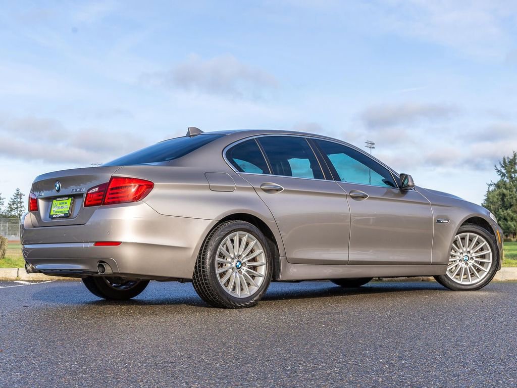 Used 2013 BMW 535i xDrive Sedan image 12