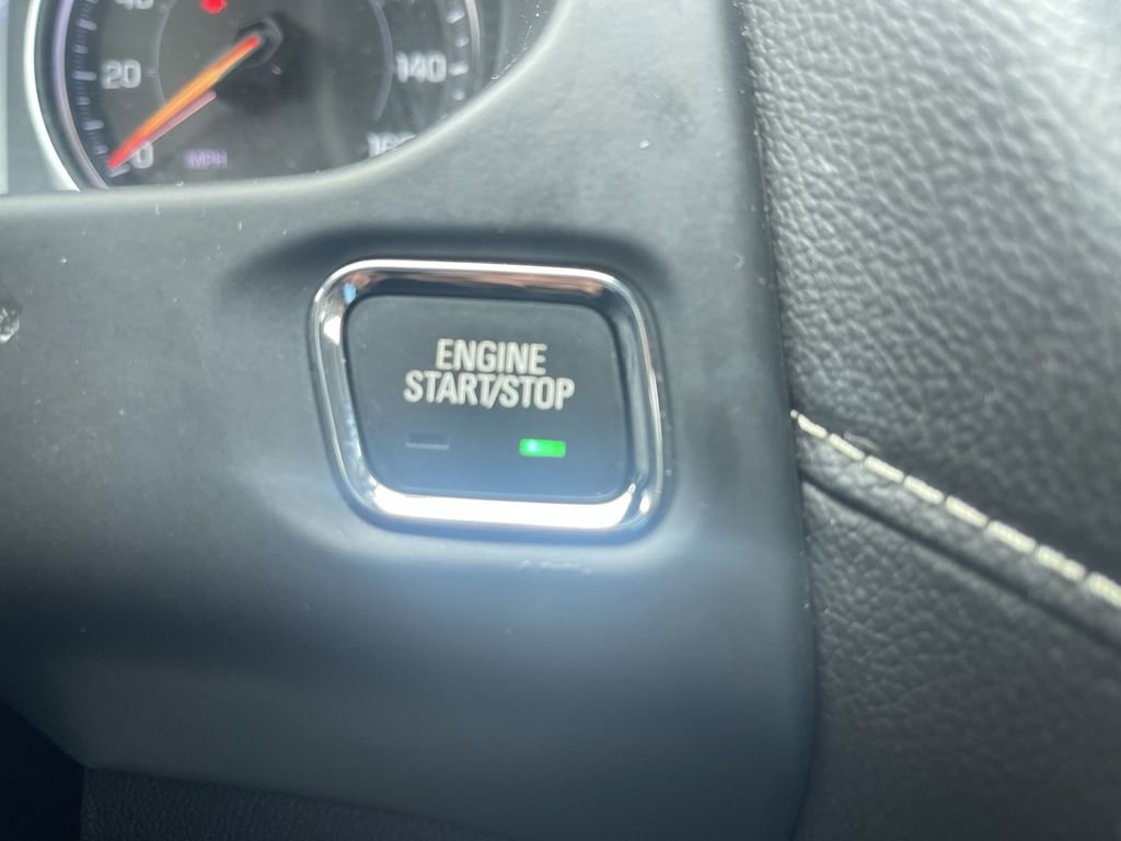 Used 2023 GMC Acadia SLT image 14