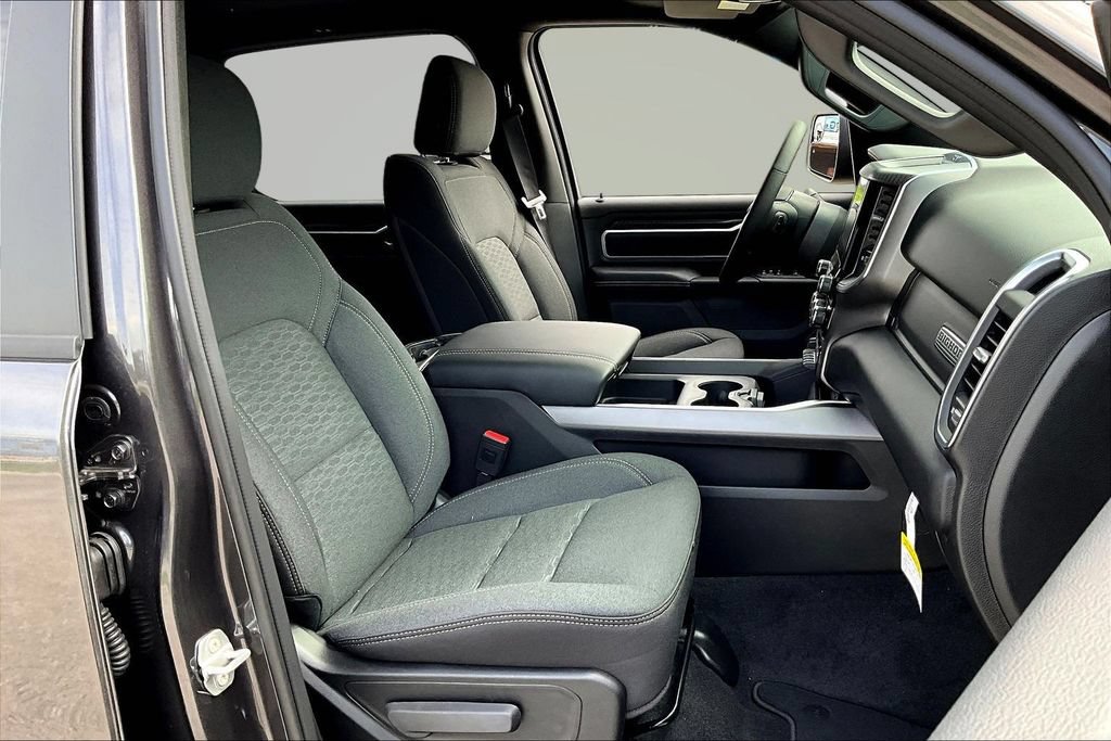 New 2026 RAM 1500 Big Horn AWD/4WD image 11