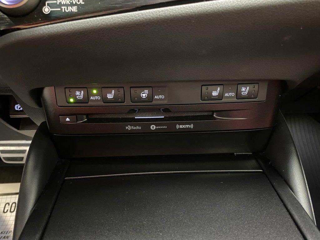 Used 2022 Lexus ES 300h F Sport image 25