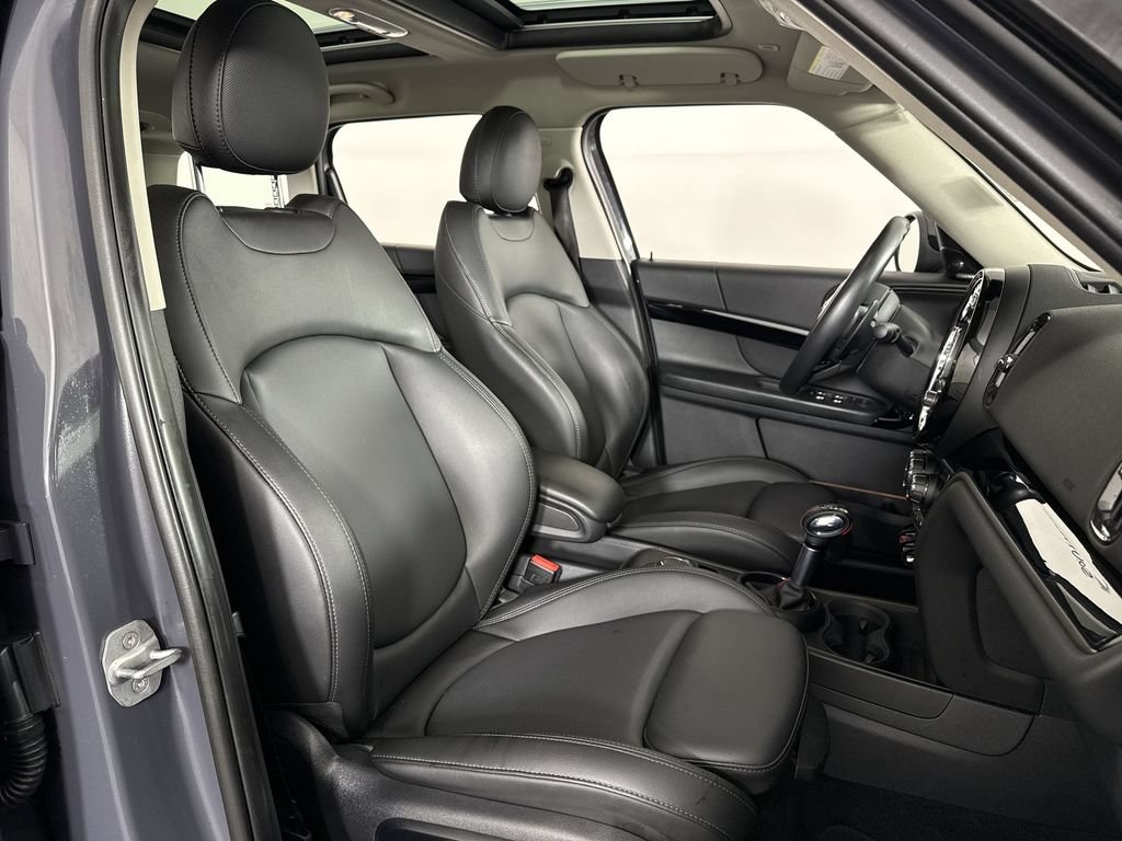Used 2019 MINI Cooper Countryman S w/ Premium Package FWD image 25