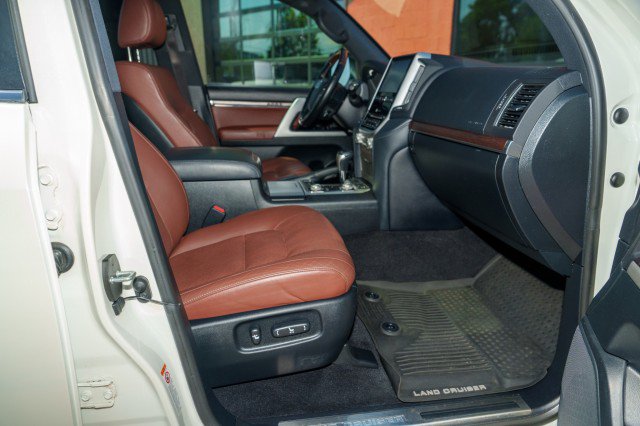 Used 2019 Toyota Land Cruiser AWD/4WD image 24