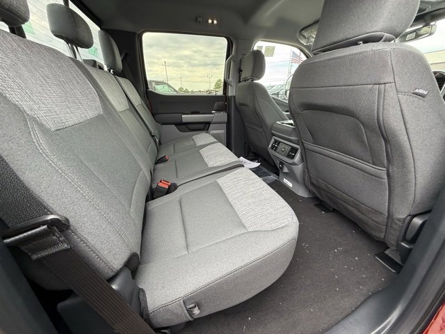 New 2026 Ford F250 4x4 Crew Cab Super Duty image 24