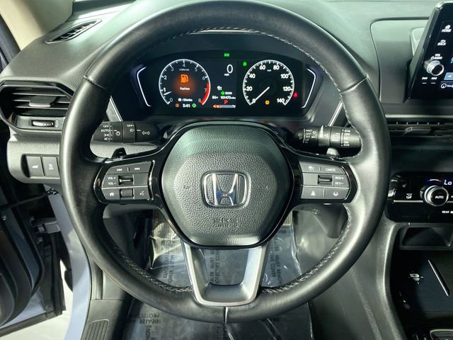 Used 2024 Honda Pilot Touring image 11