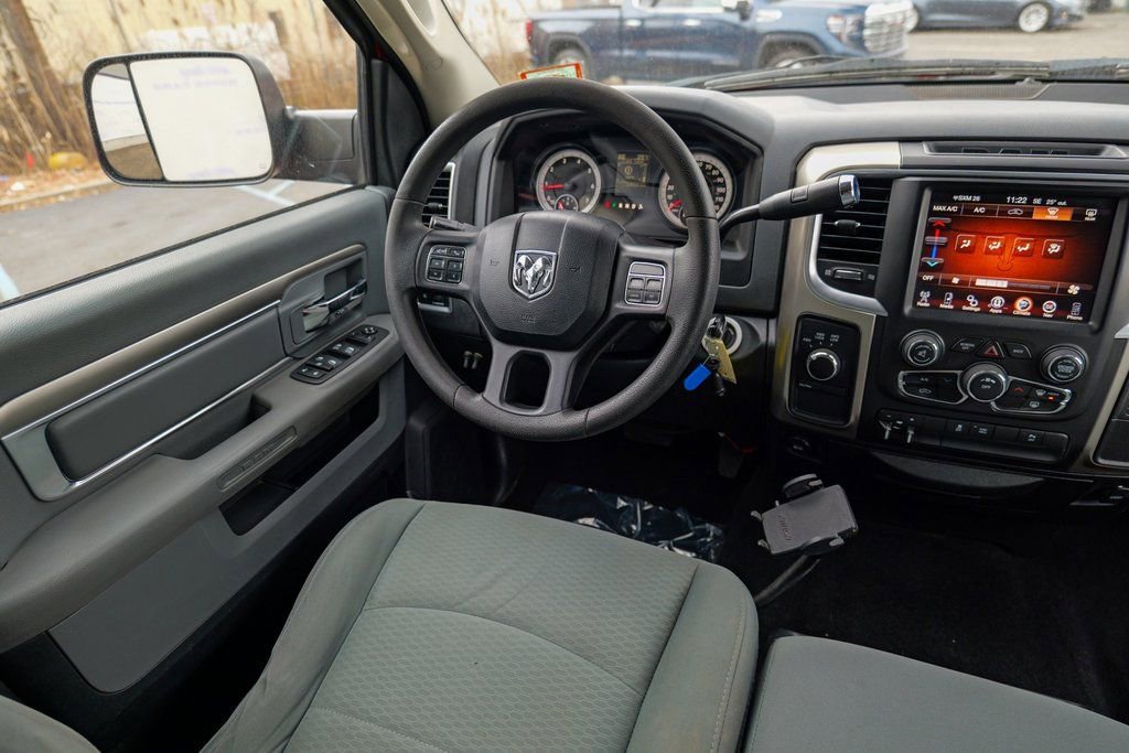 Used 2015 RAM 2500 SLT image 37