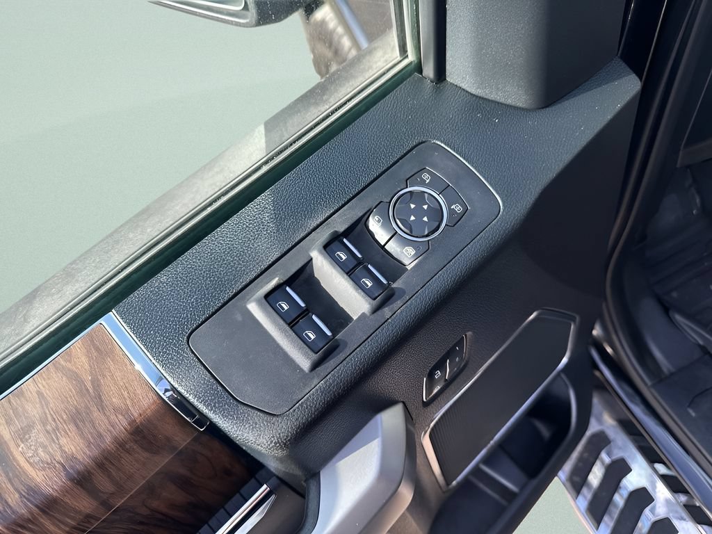 Used 2019 Ford F150 Lariat AWD/4WD image 16