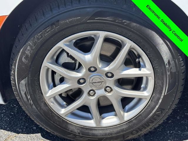 Used 2023 Chrysler Pacifica Touring-L FWD image 34