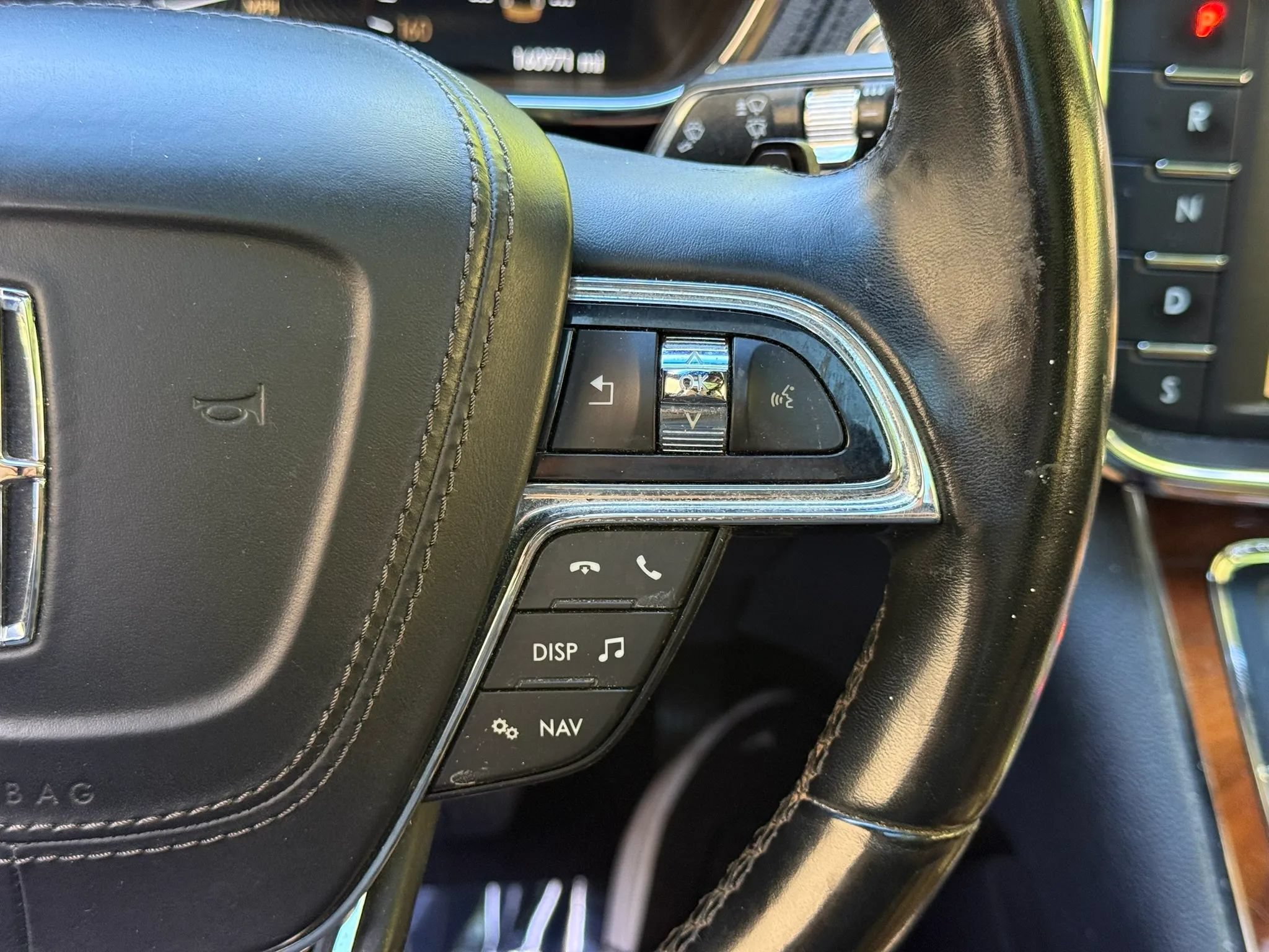 Used 2017 Lincoln Continental Reserve w/ Technology Package FWD image 20