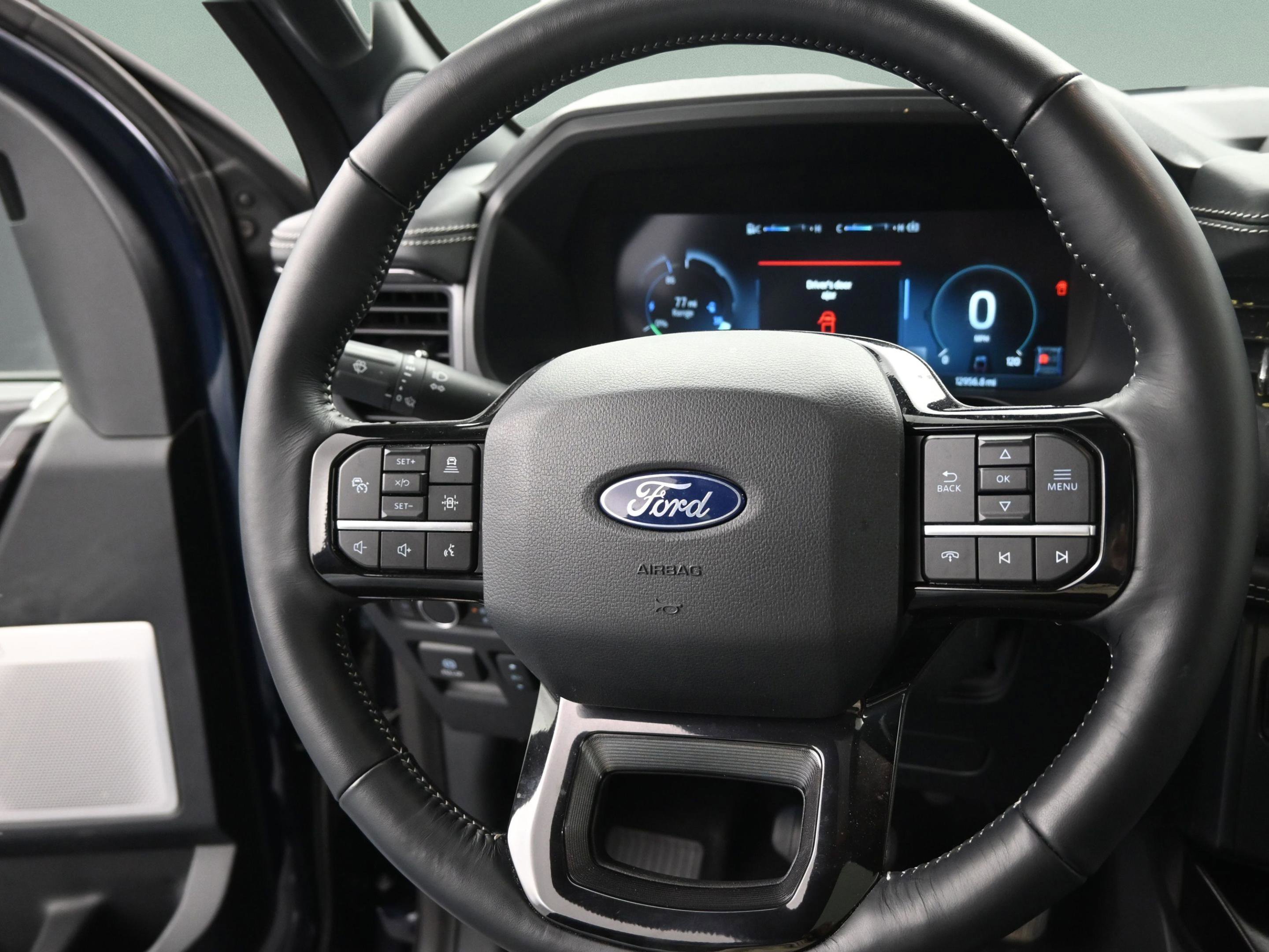 Used 2025 Ford F150 Lightning Platinum image 23