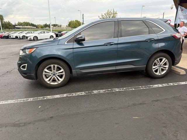 Used 2016 Ford Edge SEL w/ Equipment Group 201A FWD image 4