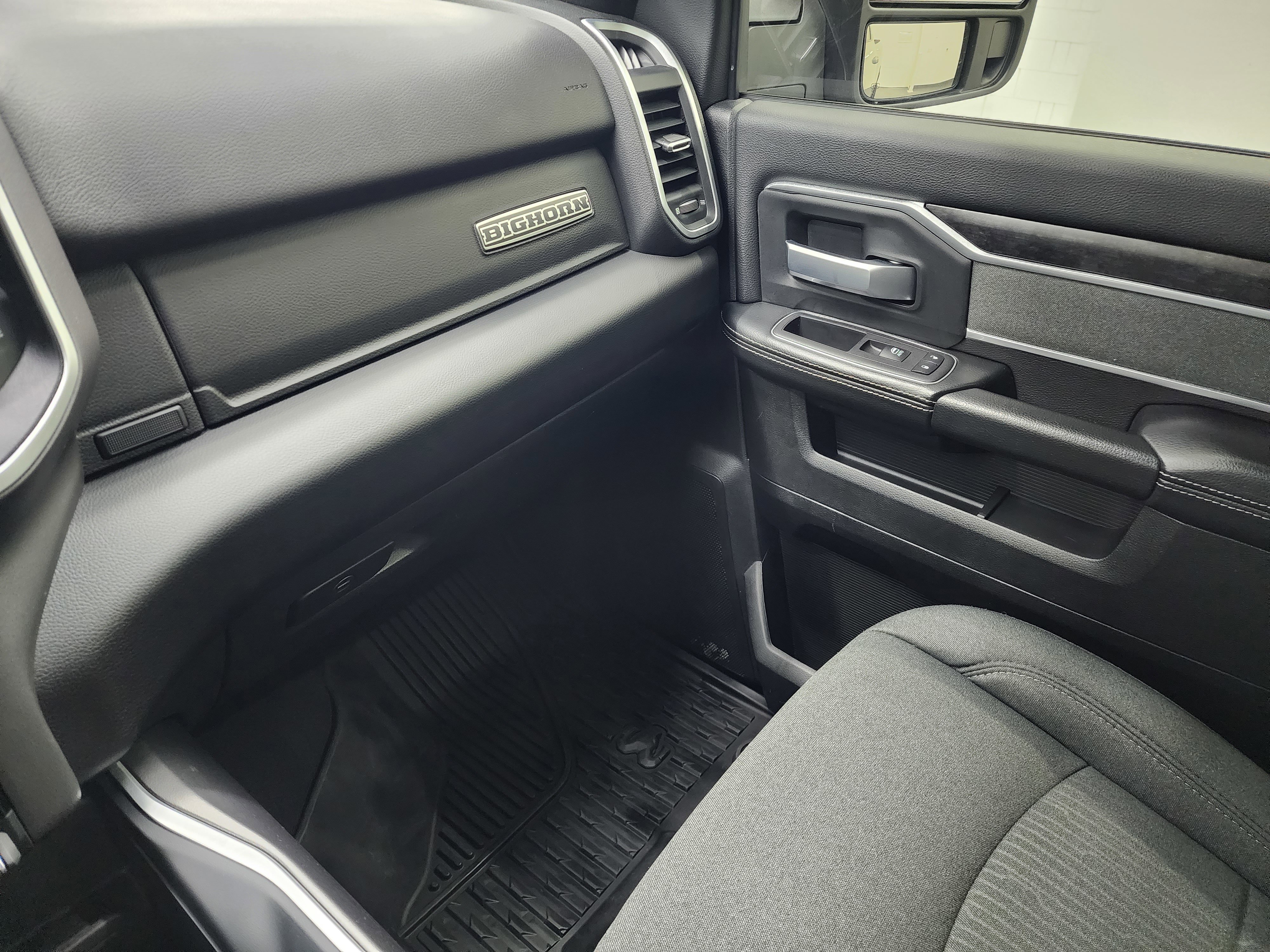 Used 2023 RAM 2500 Big Horn w/ Night Edition image 12
