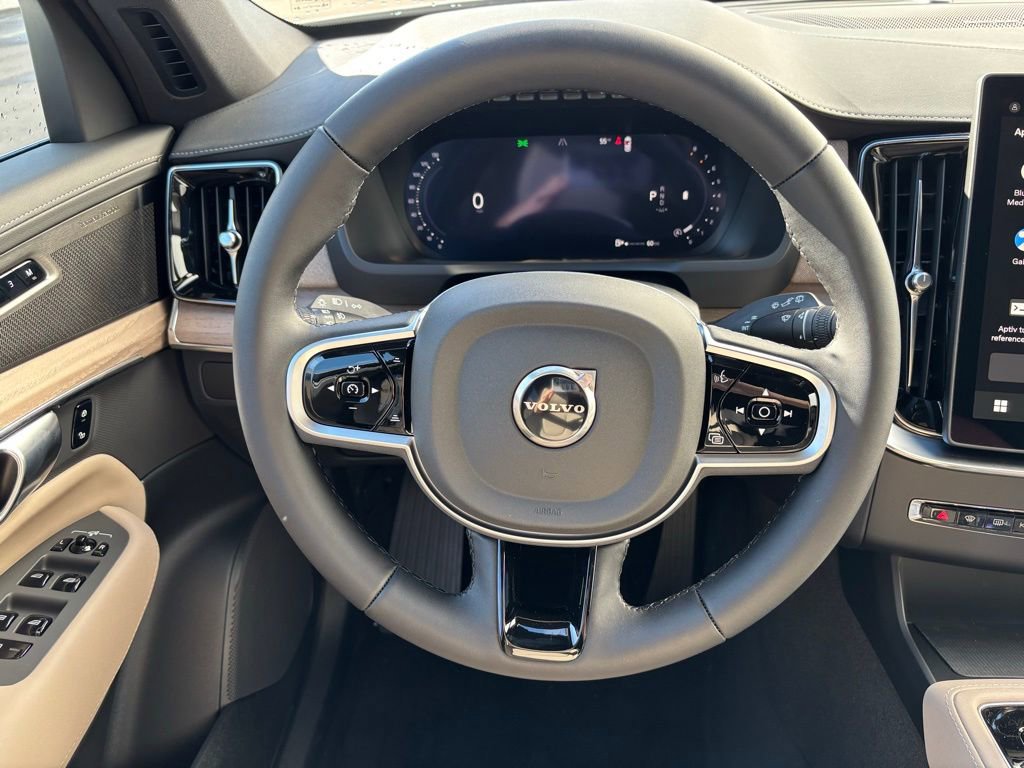 New 2026 Volvo XC90 B6 Plus w/ Protection Package image 10