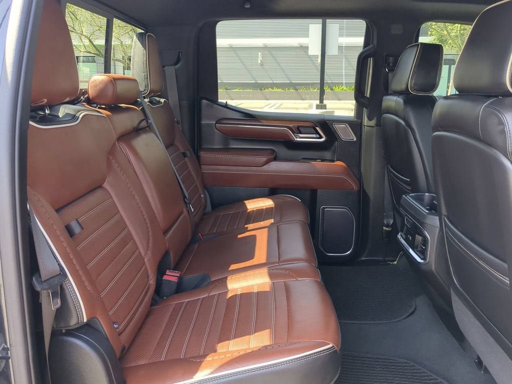 Used 2023 GMC Sierra 1500 Denali Ultimate AWD/4WD image 30
