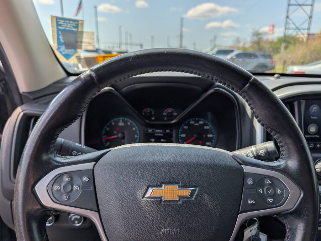 Used 2022 Chevrolet Colorado LT w/ LPO, Tonneau and Step Package AWD/4WD image 11