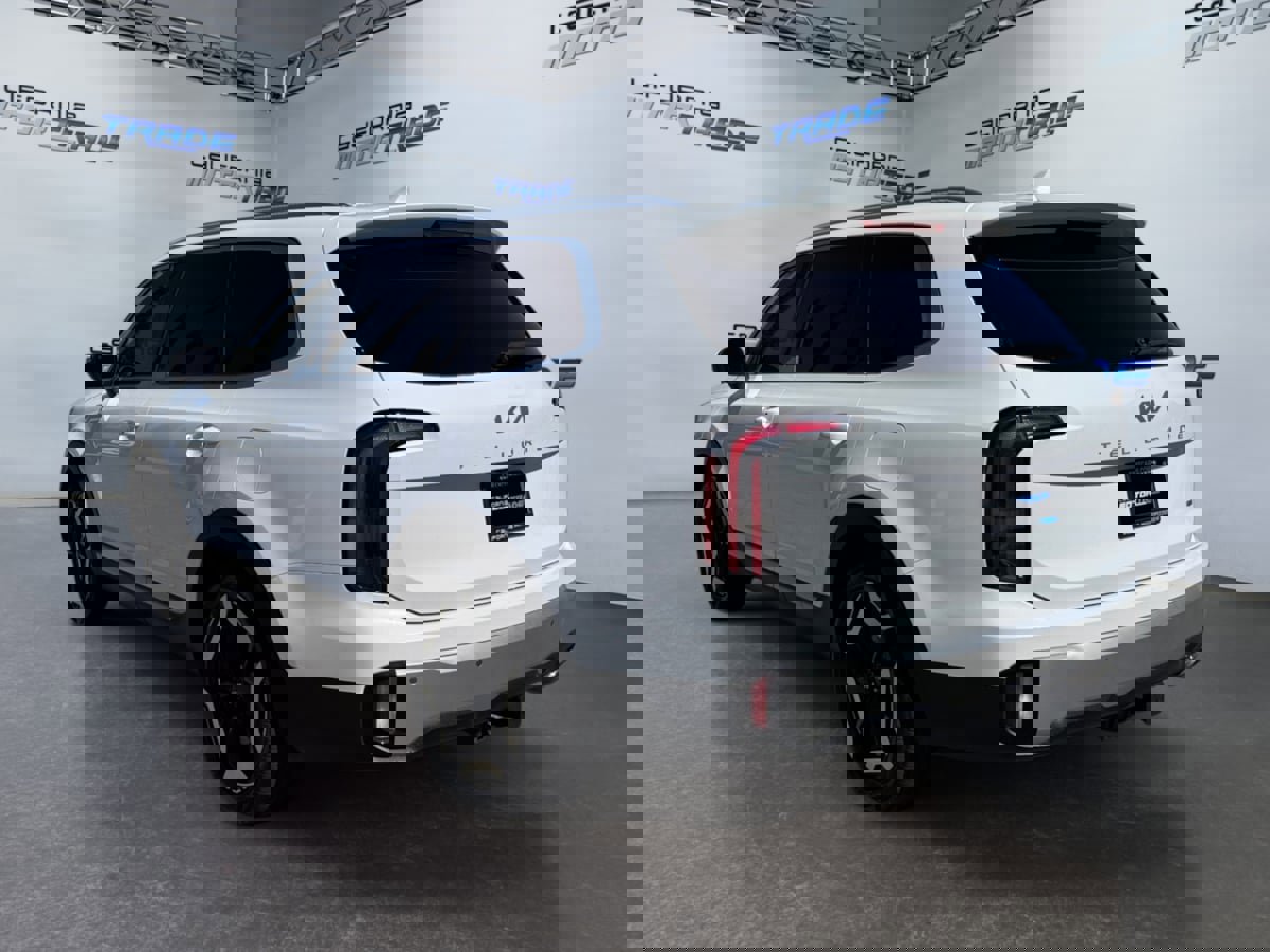 Used 2024 Kia Telluride EX w/ EX Captain's Chair Package image 7